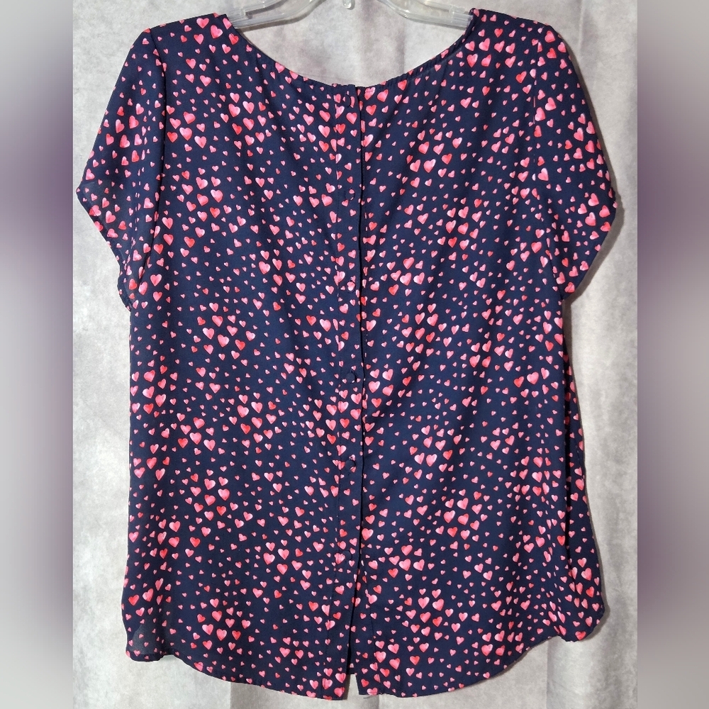 Torrid Cute Heart Print Top Navy Blue Pink Valentines Womens Size L Career Flowy - Picture 5 of 6